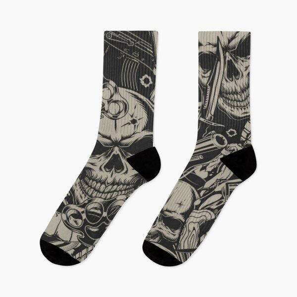 Artikelvorschau, Gun Skull Weapon Monochrome Urban Collage Schwarz Grau entworfen und verkauft von WearWolfDesigns.