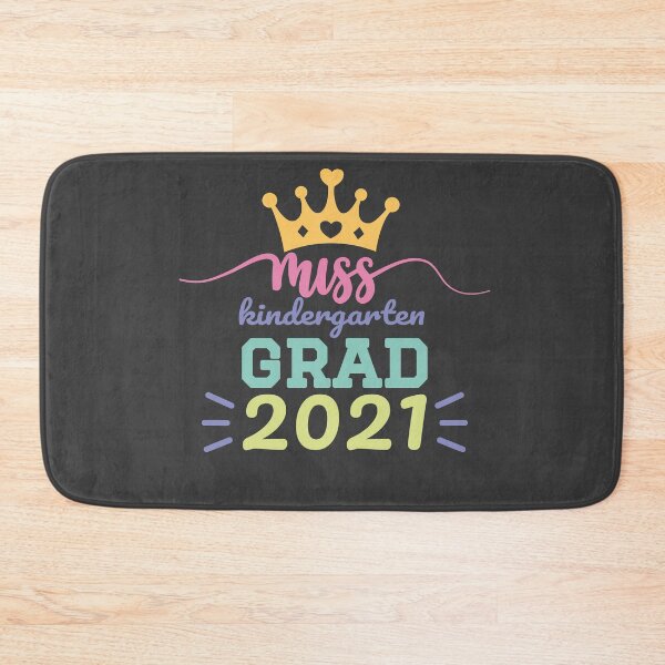 Artikelvorschau, Miss Kindergarten Grad, Kindergarten Mädchen, genagelt, süße Kawaii, Abschluss, Klasse von 2021, Kinder Grad entworfen und verkauft von Mylittleprints.