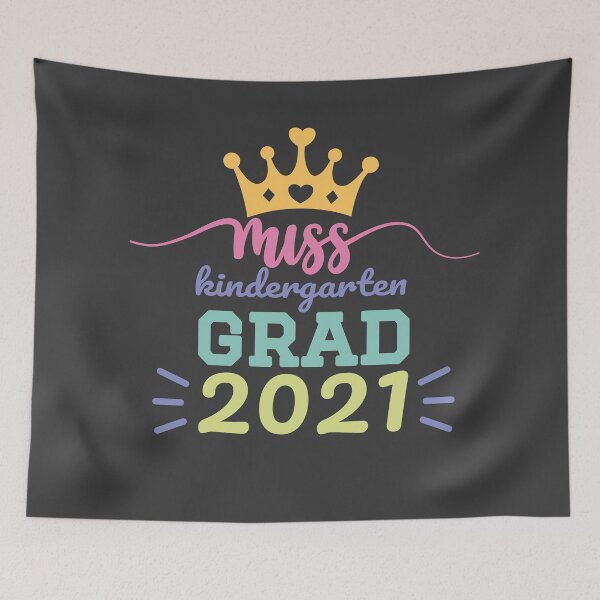 Artikelvorschau, Miss Kindergarten Grad, Kindergarten Mädchen, genagelt, süße Kawaii, Abschluss, Klasse von 2021, Kinder Grad entworfen und verkauft von Mylittleprints.