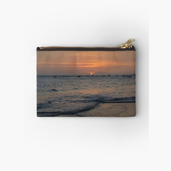 Artikelvorschau, Mui Ne Beach Sonnenuntergang entworfen und verkauft von jojobob.