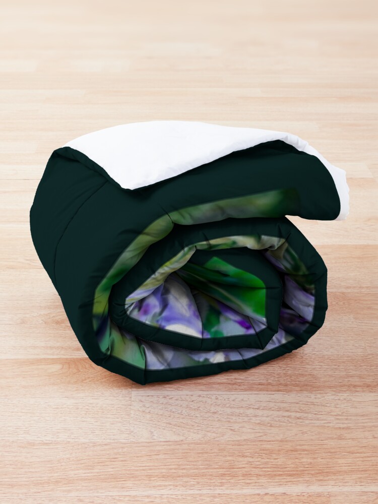 Alternate view of Wisteria Comforter
