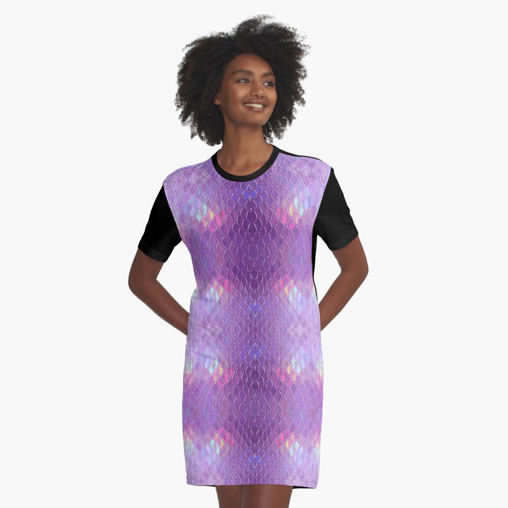 Aperçu de l'œuvre Robe t-shirt créée et vendue par vaporspearl.