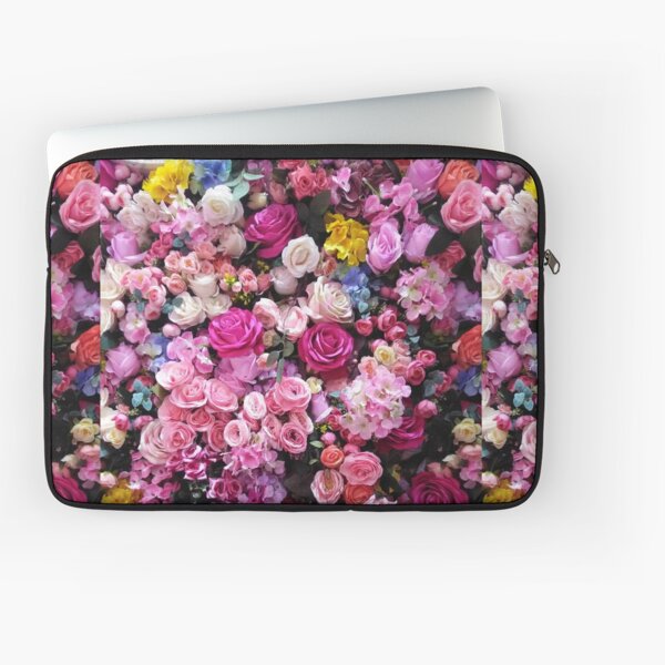 Aperçu de l'œuvre Bouquet de fleurs roses créée et vendue par AnnoyedMouse.