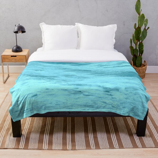 Artikelvorschau, Aquamarine Crashing Ocean Waves - Sommerstimmung entworfen und verkauft von Alex Tesl.