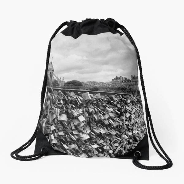 Locking for Love - Paris, France Drawstring Bag