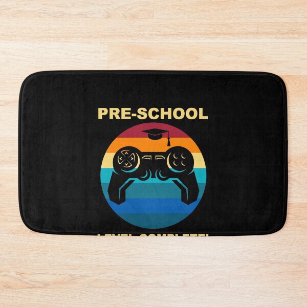 Artikelvorschau, Pre-School Level Komplette Abschluss Video Gamer Vorschule T-Shirt entworfen und verkauft von Spaceshipsells.
