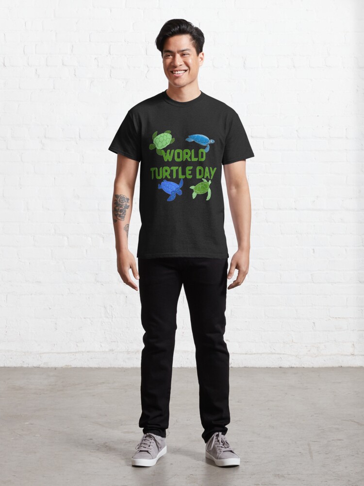 Discover World Turtle Day In 23 May Classic T-Shirt