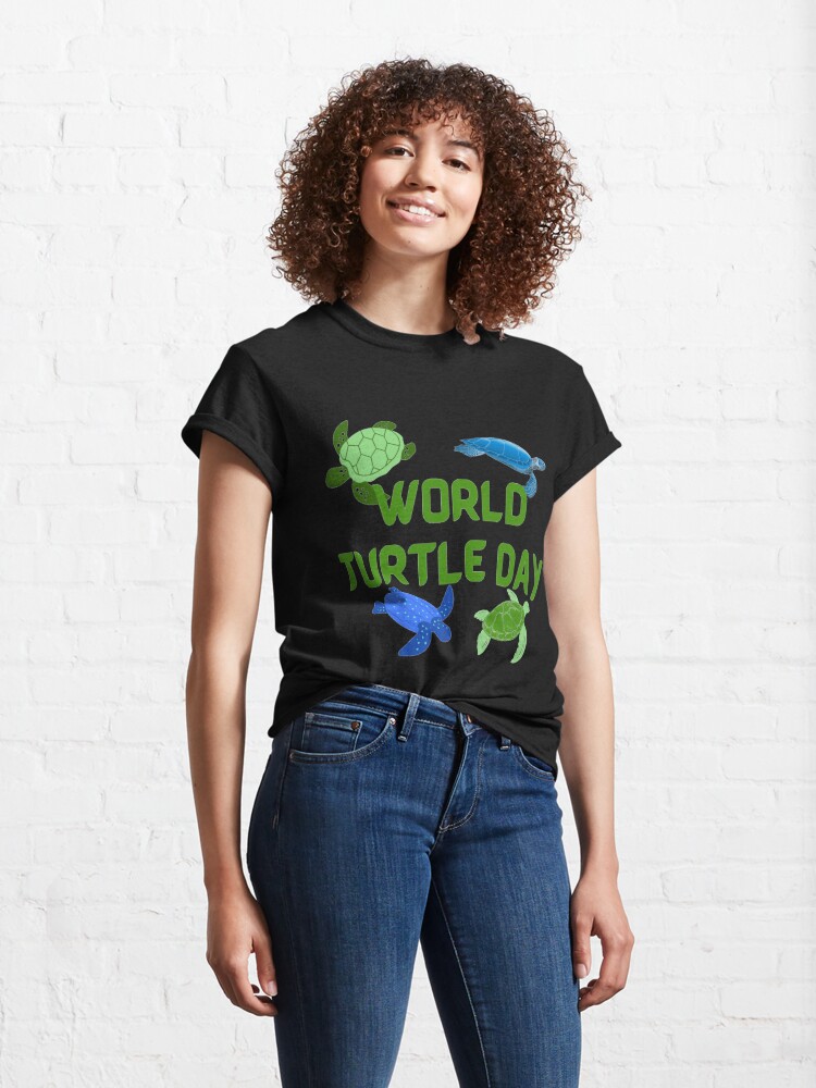 Disover World Turtle Day In 23 May Classic T-Shirt