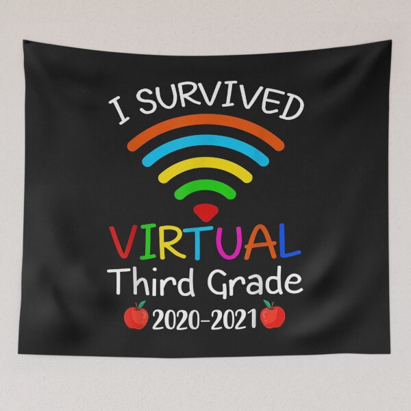 Aperçu de l'œuvre I Survived Virtual 3rd Grade End of Year Distance Learning T-Shirt créée et vendue par Lukifo-Quipo.