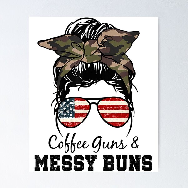 Artikelvorschau, Lustige KAFFEEGUNS & MESSY BUNS - Lustiges USA Flag Bandana entworfen und verkauft von GenettGbbot.