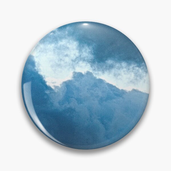 Artikelvorschau, Blaue Wolken Himmel Licht Cloudscape Skyscape View entworfen und verkauft von Anna Lemos.