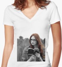 Amy Pond Women's Fitted V-Neck T-Shirt