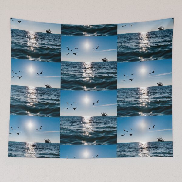 Aperçu de l'œuvre Océan paisible soleil levant créée et vendue par HappyLife4U.