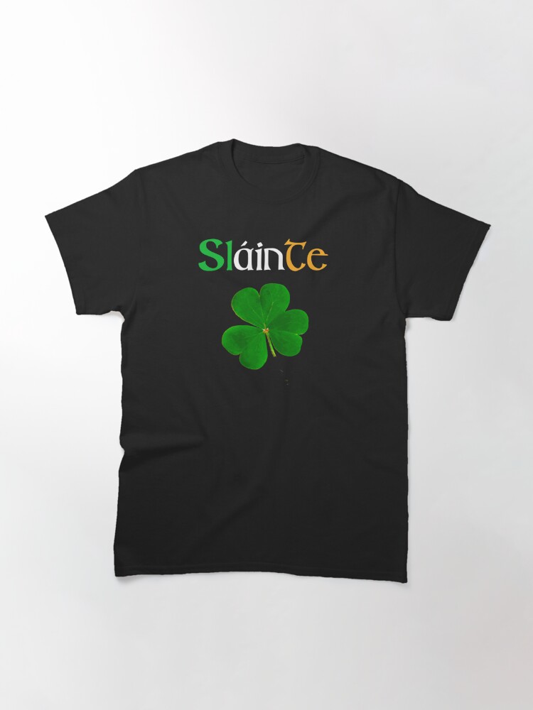 Discover Happy Saint Patrick's Day - Saint Patrick - T-Shirt