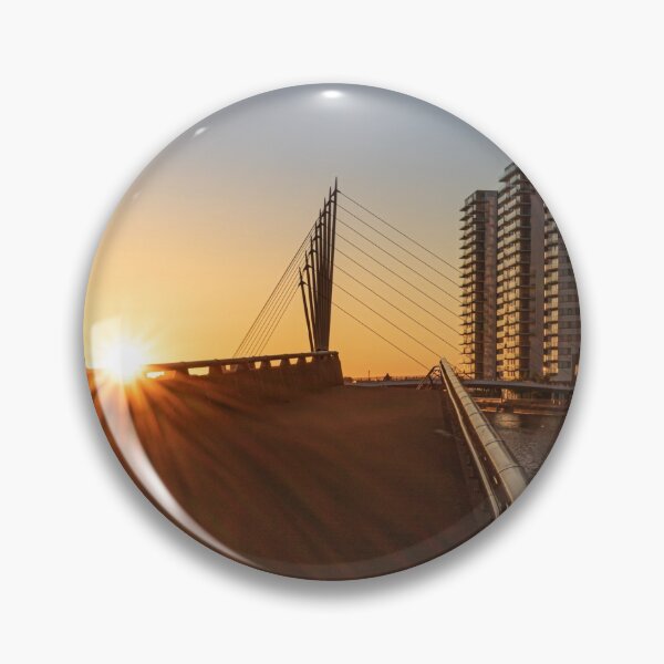 Artikelvorschau, Salford Quays setting sun entworfen und verkauft von Paul Madden.