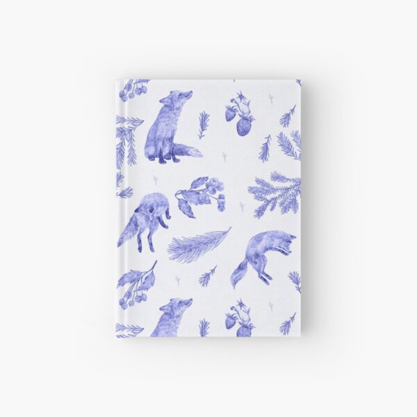Zorros, ramas de pino y frutas del bosque azules Cuaderno de tapa dura