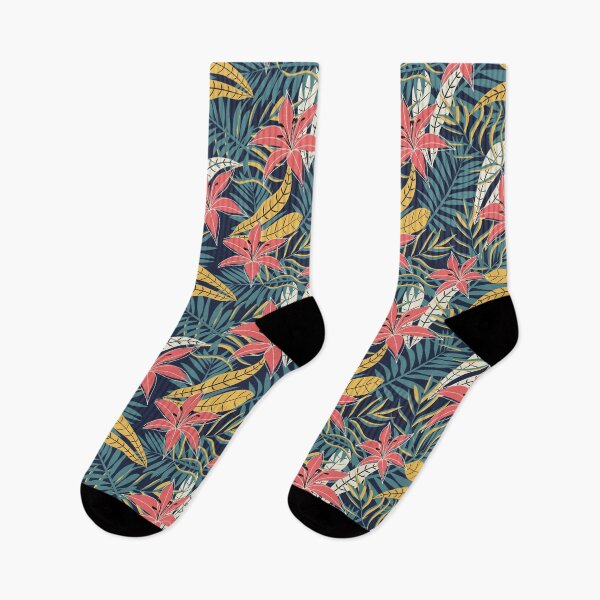 Aperçu de l'œuvre Summer Floral Patterns : Get Ready for Summer with Stylish Floral Designs! créée et vendue par ArthurYosh.