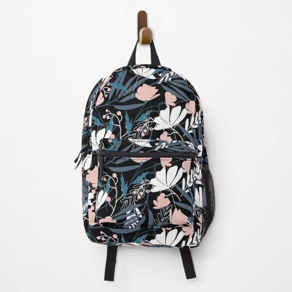 Aperçu de l'œuvre Summer Floral Patterns : Get Ready for Summer with Stylish Floral Designs! créée et vendue par ArthurYosh.