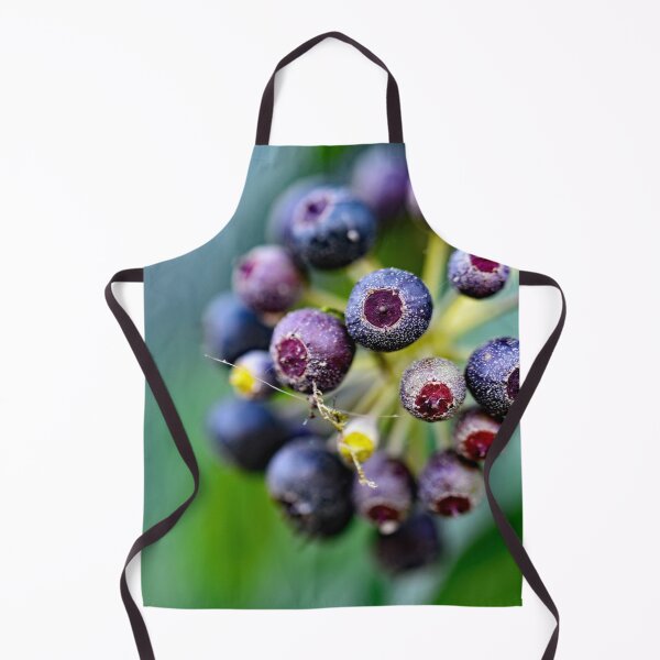 Item preview, Forest berries on the bush designed and sold by ODENWALD-Natur.