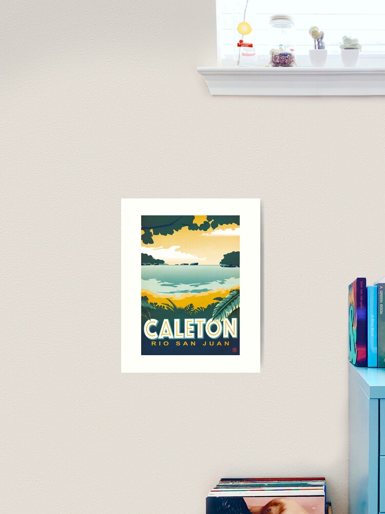 Aperçu 2 sur 3. Impression artistique avec l'œuvre Plage Caleton Vintage Poster créée et vendue par marzun.