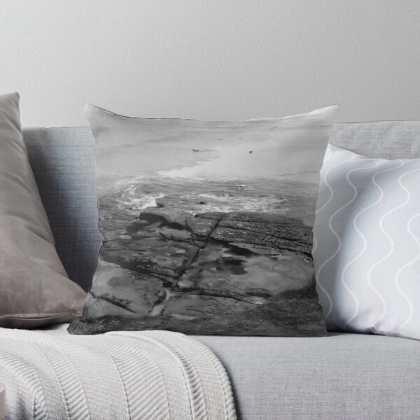 Soldiers Point, NSW Throw Pillow