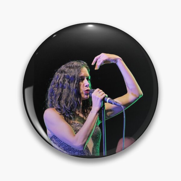 Item preview, r2842/  Finition 2021 - 6 -   Chanteuse de Légende " une Merveille " - 2017 -  fz 2000  (c)(t) Olavia-Olao Okaio Créations designed and sold by o.okaïo.