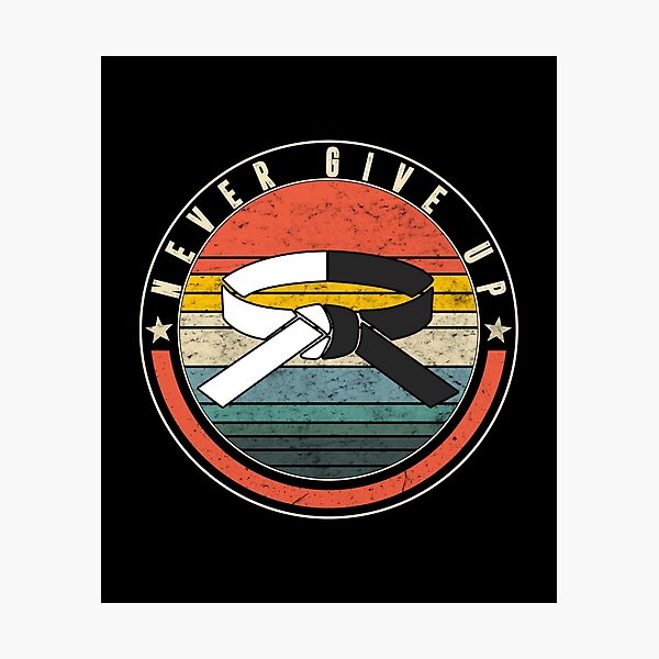 Artikel-Vorschau von Never Give Up Karate Shirt, Martial Arts Karate Black Belt, Martial Arts T-Shirt, Black Belt Gift, Karate, Taekwondo, Kung Fu, Training Dojo, Martial Artist, Black Belter Shirt, designt und verkauft von Sifoustore.