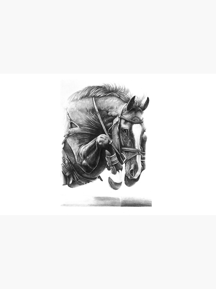 Aperçu 2 sur 2. Housse d'ordinateur avec l'œuvre Attraper l'air - Cheval d'obstacle créée et vendue par r-henderson-art.