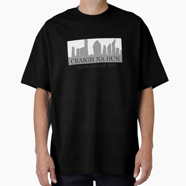 Outlander, Craigh Na Dun, Travel through Time Oversized T-Shirt