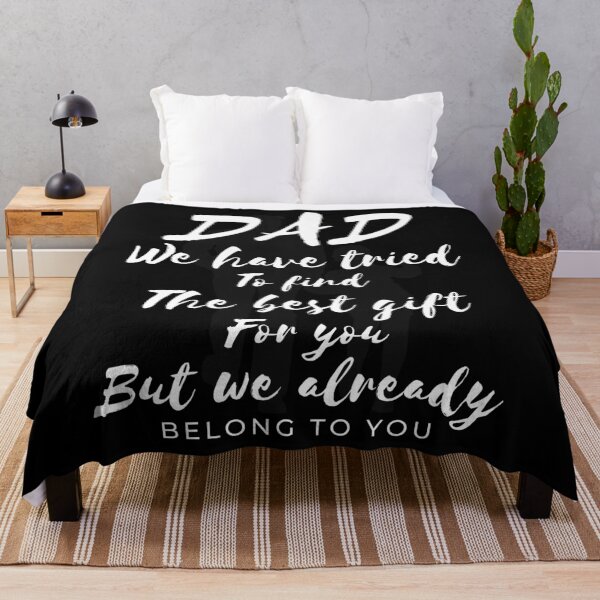 Artikelvorschau, Papa wir haben versucht das beste Geschenk für dich zu finden aber wir gehören schon dir, Vatertag, bester Papa entworfen und verkauft von Lekrock.