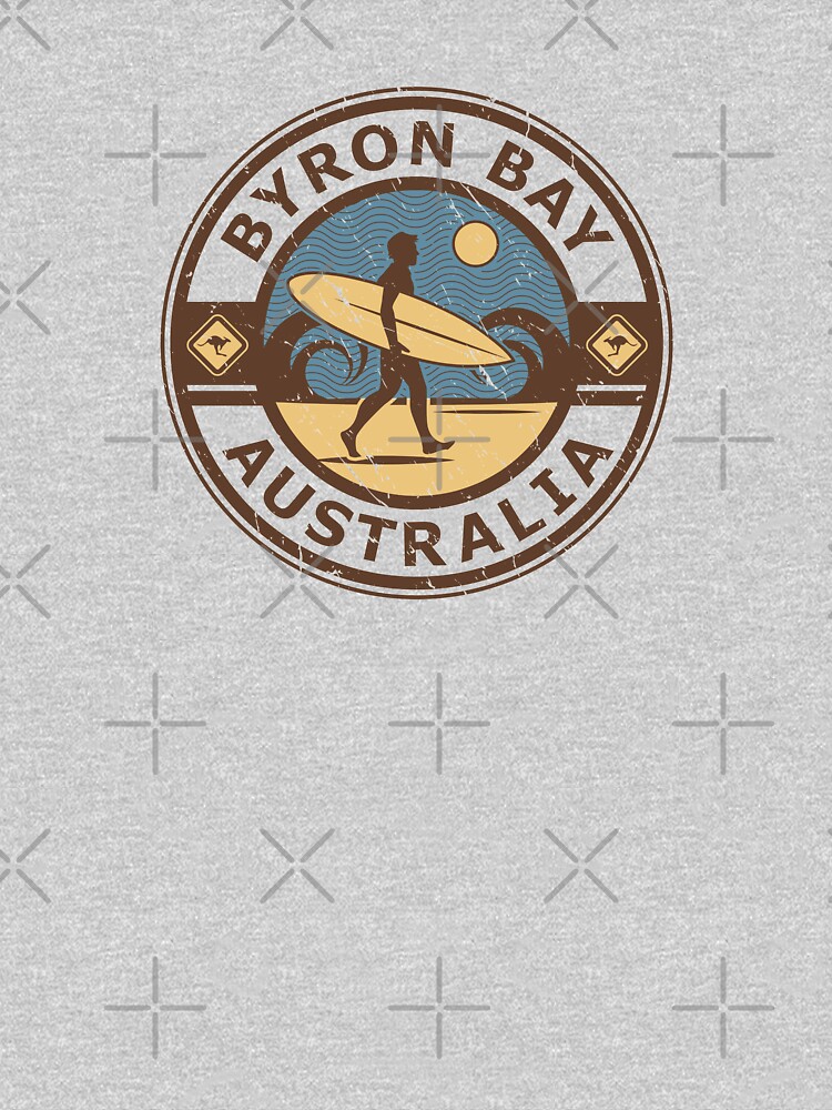 Aperçu 7 sur 7. T-shirt classique avec l'œuvre Byron Bay, Australie créée et vendue par studio838.