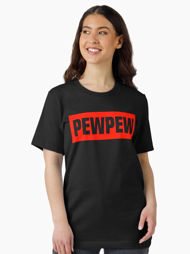 Imagen 2 de 7, Camiseta esencial con la obra Pew Pew, diseñada y vendida por Callahans.