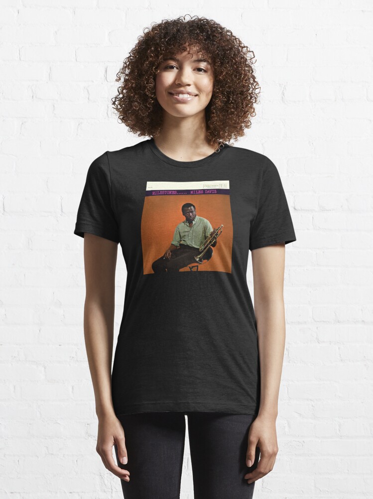 Miles Davis: Milestones | Essential T-Shirt