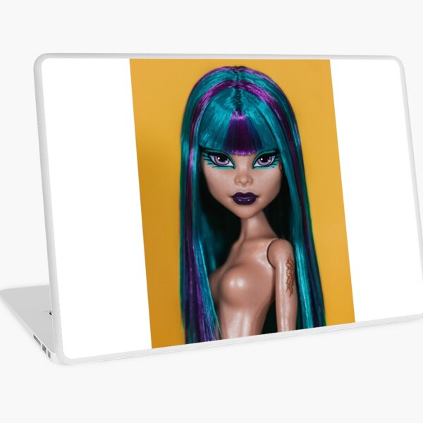 Let's go to the Boo York Comic Con! Ghoulia Yelps Monster High Doll Laptop  Skin for Sale by bbydqll