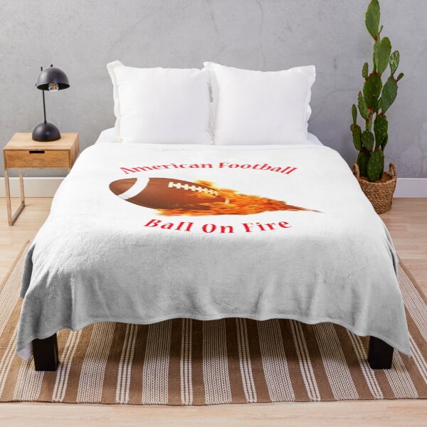 Aperçu de l'œuvre Football américain - Ball on Fire créée et vendue par The best online style shop.