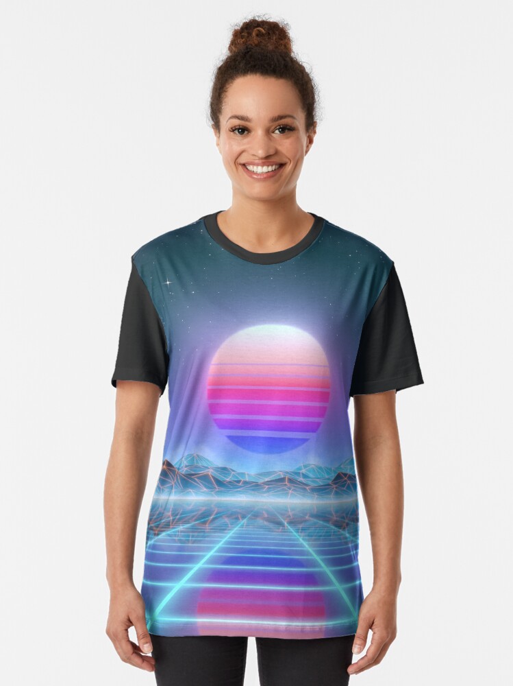 Alternate view of 80’s retro sun in synthwave landscape (Blue/Purple) Graphic T-Shirt