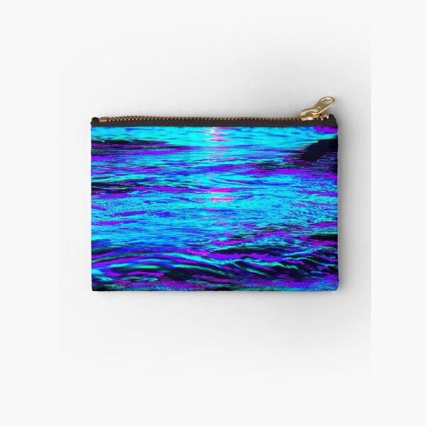 Artikelvorschau, Außerirdischer Planet Vaporwave Glitch Art entworfen und verkauft von glitchhub.