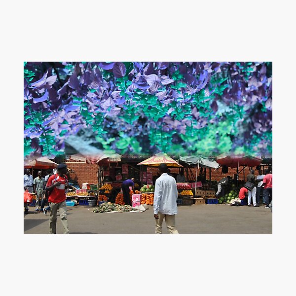Vista previa del artículo con la obra «Mercado de Blantyre florecido azul», diseñado y vendido por JessicaMhone.