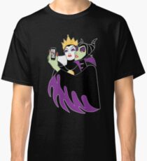 Wicked Selfie Classic T-Shirt