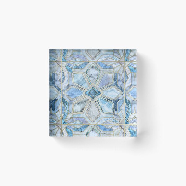 Artikelvorschau, Geometrische vergoldete Steinfliesen in sanften Blues entworfen und verkauft von micklyn.
