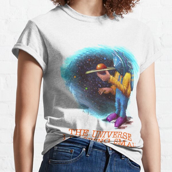 THE UNIVERSE IS GROWING SMALL II Classic T-Shirt