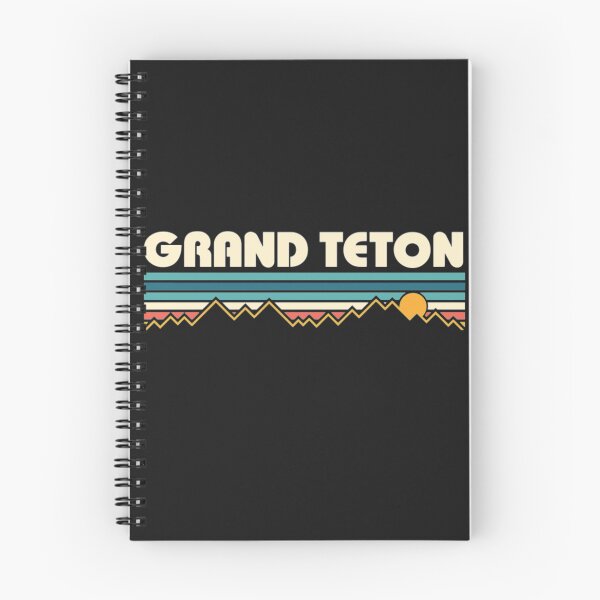 Artikelvorschau, Retro Grand Teton Mountain Sonnenuntergang Kleidung entworfen und verkauft von Clavitaps.