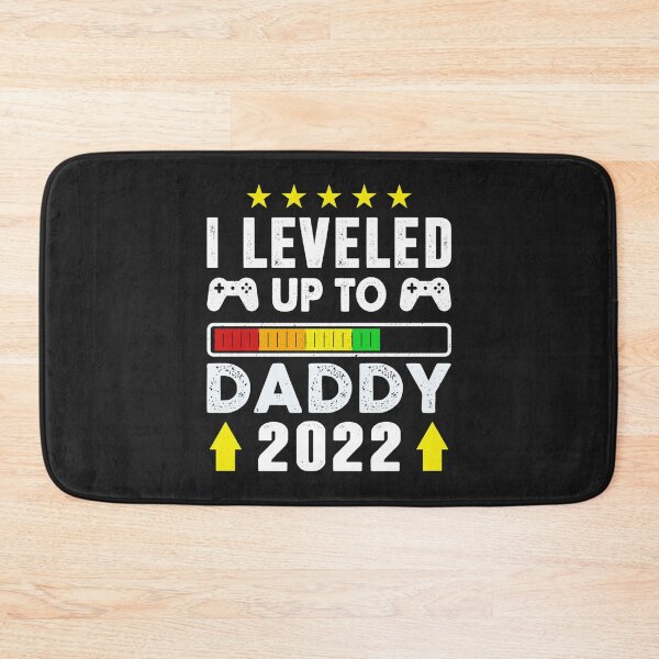Artikelvorschau, Ich stieg auf Daddy Est 2022 auf und wurde zu Daddy Est 2022 Long Sleeve TShirt0 befördert entworfen und verkauft von emilydor.