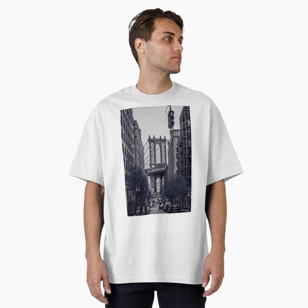 Artikel-Vorschau von Oversized T-Shirt, designt und verkauft von howieyagaloo.