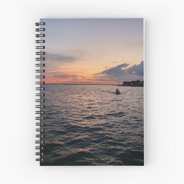 Aperçu de l'œuvre Jetski au coucher du soleil créée et vendue par KylesCollection.