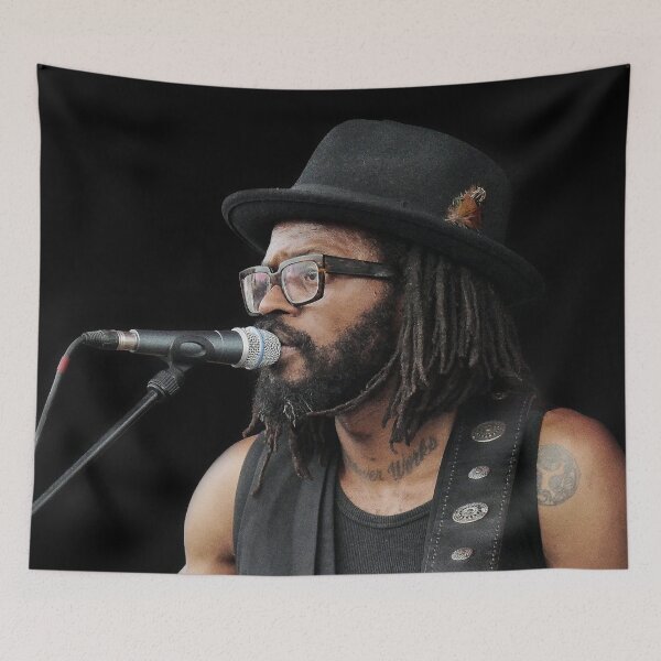 Item preview, r2854/  Finition 2021 - 1 -   Chanteur de Légende " émotion " - 2017 -  fz 2000  (c)(h) Olavia-Olao Okaio Créations designed and sold by o.okaïo.