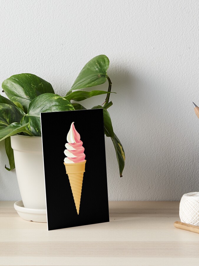 Vanilla Strawberry Flavor Swirl Ice Cream