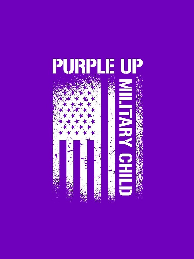 Imagen 4 de 4, Funda de iPhone con la obra Purple Up Military Child American Flag Military Kids Month Gear, diseñada y vendida por DynamicDesign.