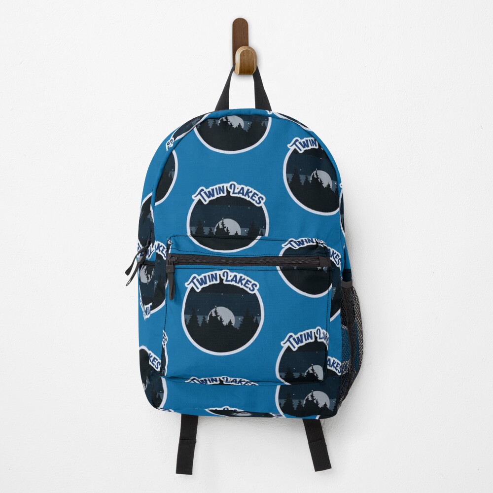 Vista previa del artículo con la obra «Mochila», diseñado y vendido por AbsurdStore.