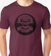 Live Freud, Die Jung (Crossbones) Unisex T-Shirt